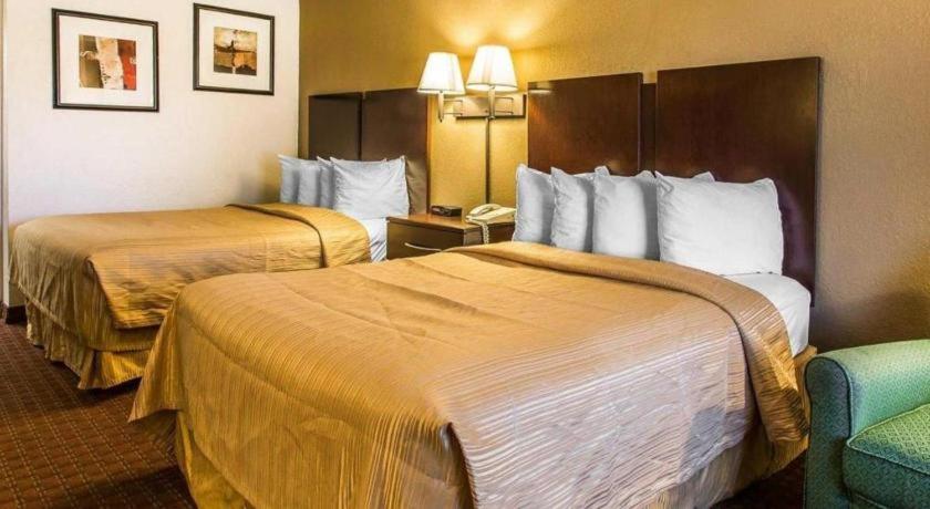 Quality Inn & Suites Near Panama City Beach Εξωτερικό φωτογραφία